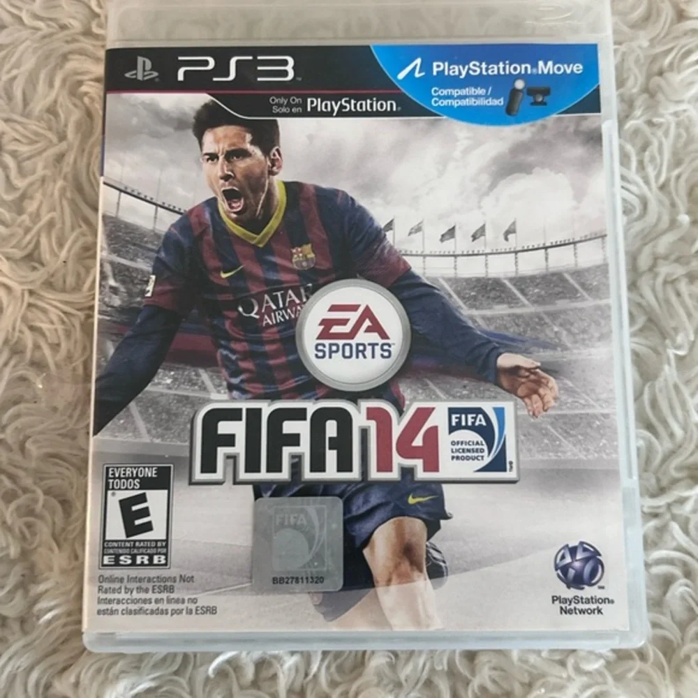 Sony FIFA 14 PS3 Game -‎ Blue and Red Edition